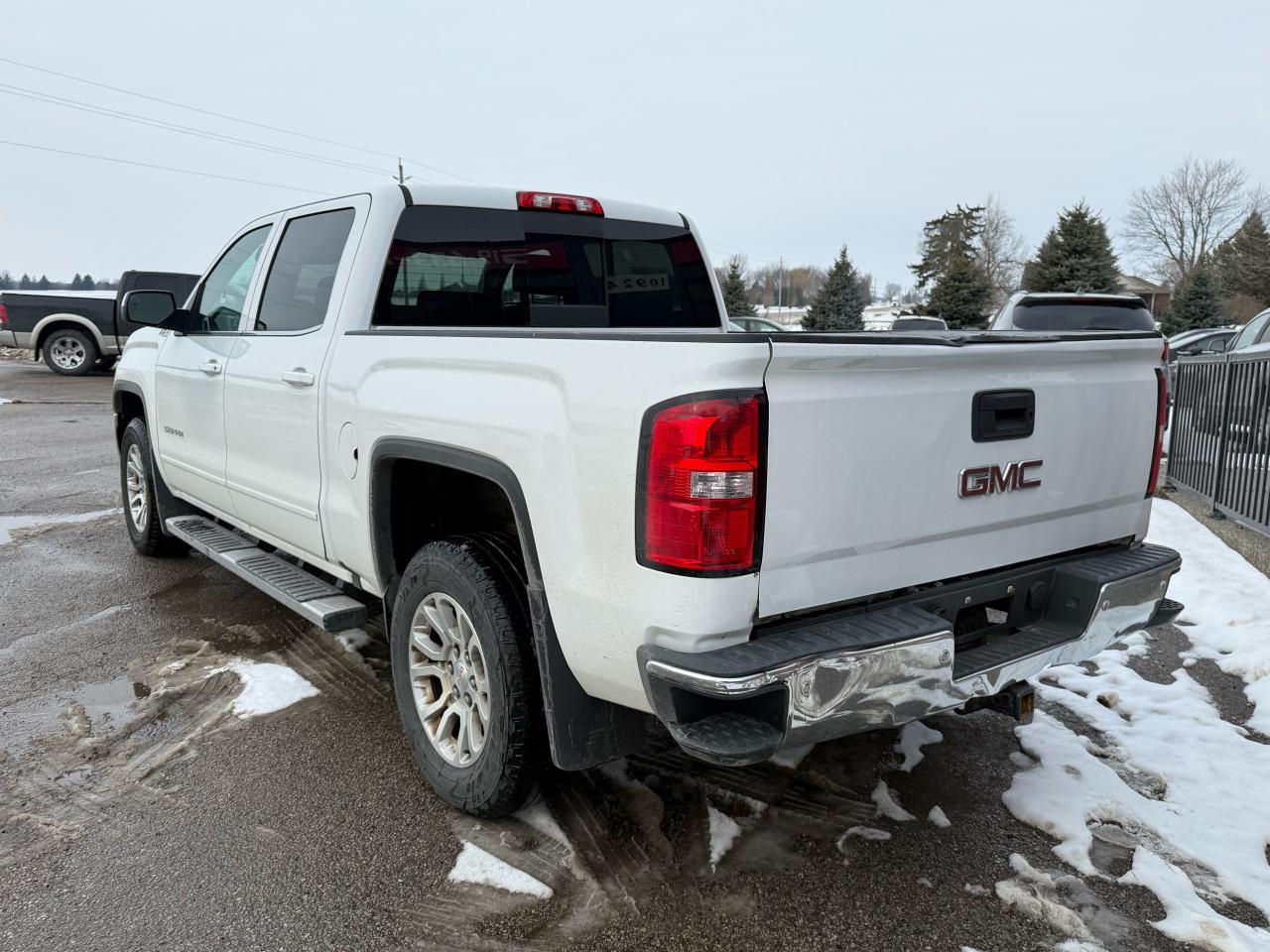 2018 GMC Sierra 1500 SLE | Navigation | Backup Camera | Heated Seats Photo