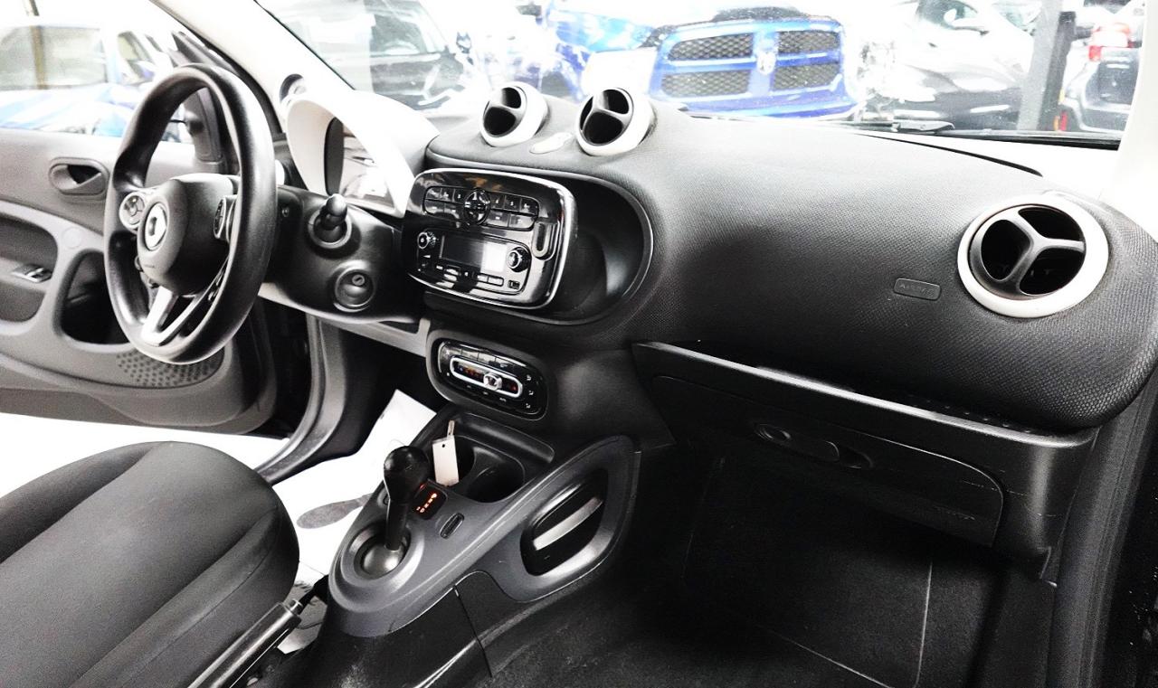 2016 Smart fortwo ALL SERVICE RECORDS,0 CLAIMSMART FOR TWO Photo