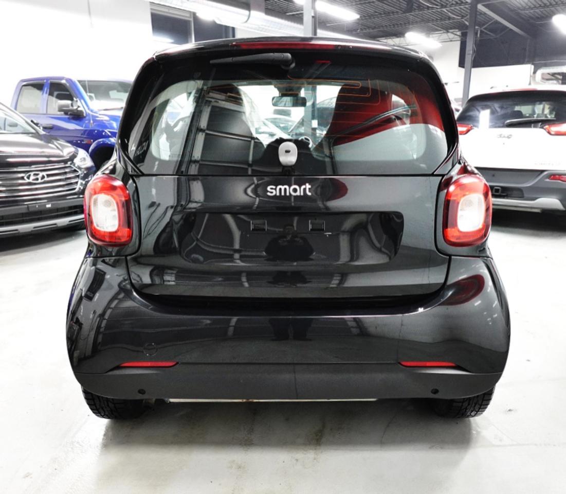 2016 Smart fortwo ALL SERVICE RECORDS,0 CLAIMSMART FOR TWO Photo4