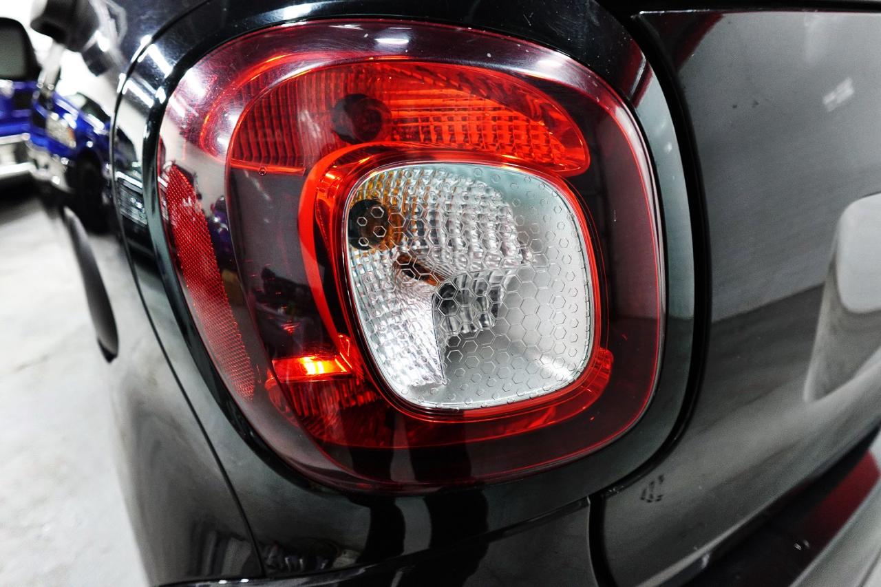 2016 Smart fortwo ALL SERVICE RECORDS,0 CLAIMSMART FOR TWO Photo