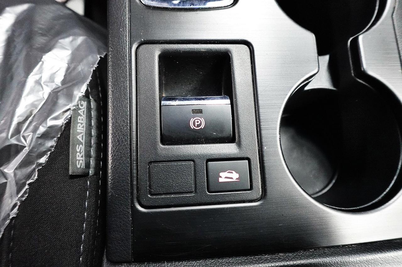 2015 Subaru Legacy AWD,TOURING PKG,ONE OWNER,WELL MAINTAIN Photo