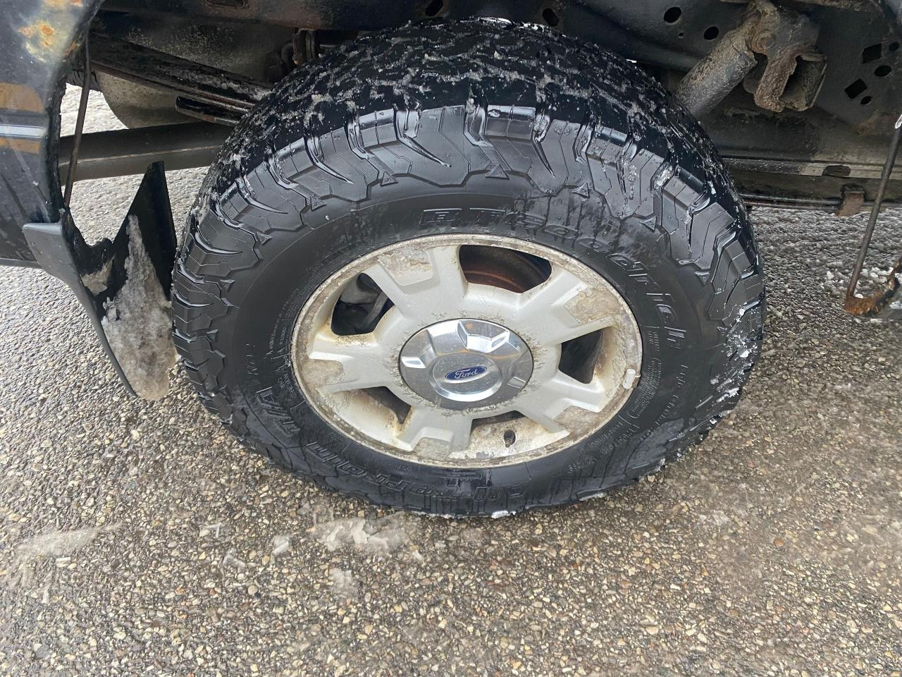 2012 Ford F-150 XL Photo