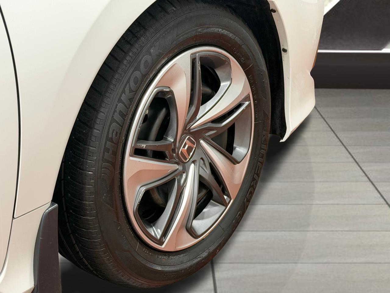 2019 Honda Civic LX+New Tires+Adaptive Cruise+CLEAN CARFAX Photo