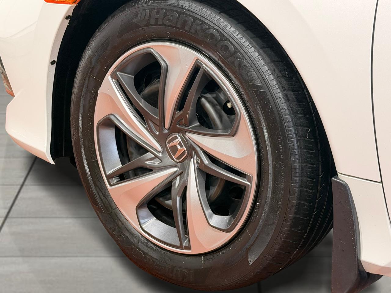 2019 Honda Civic LX+New Tires+Adaptive Cruise+CLEAN CARFAX Photo