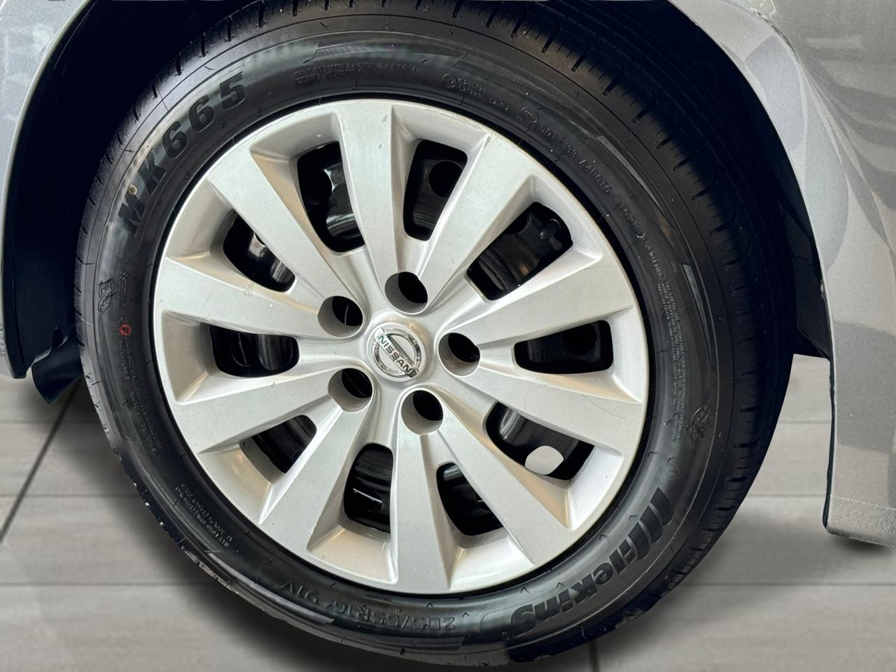 2018 Nissan Sentra SV+Camera+Bluetooth+A/C Photo47