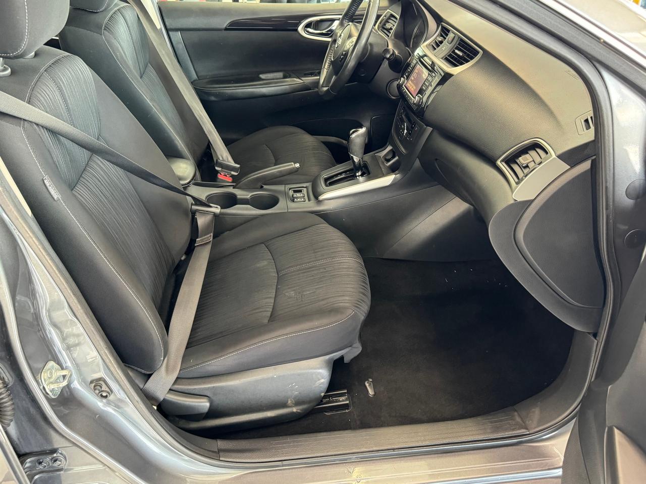 2018 Nissan Sentra SV+Camera+Bluetooth+A/C Photo