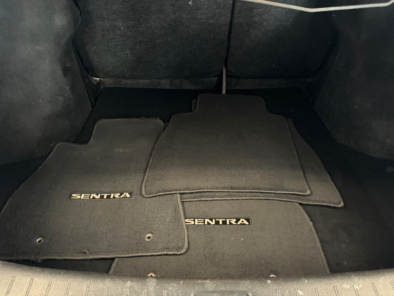 2018 Nissan Sentra SV+Camera+Bluetooth+A/C Photo