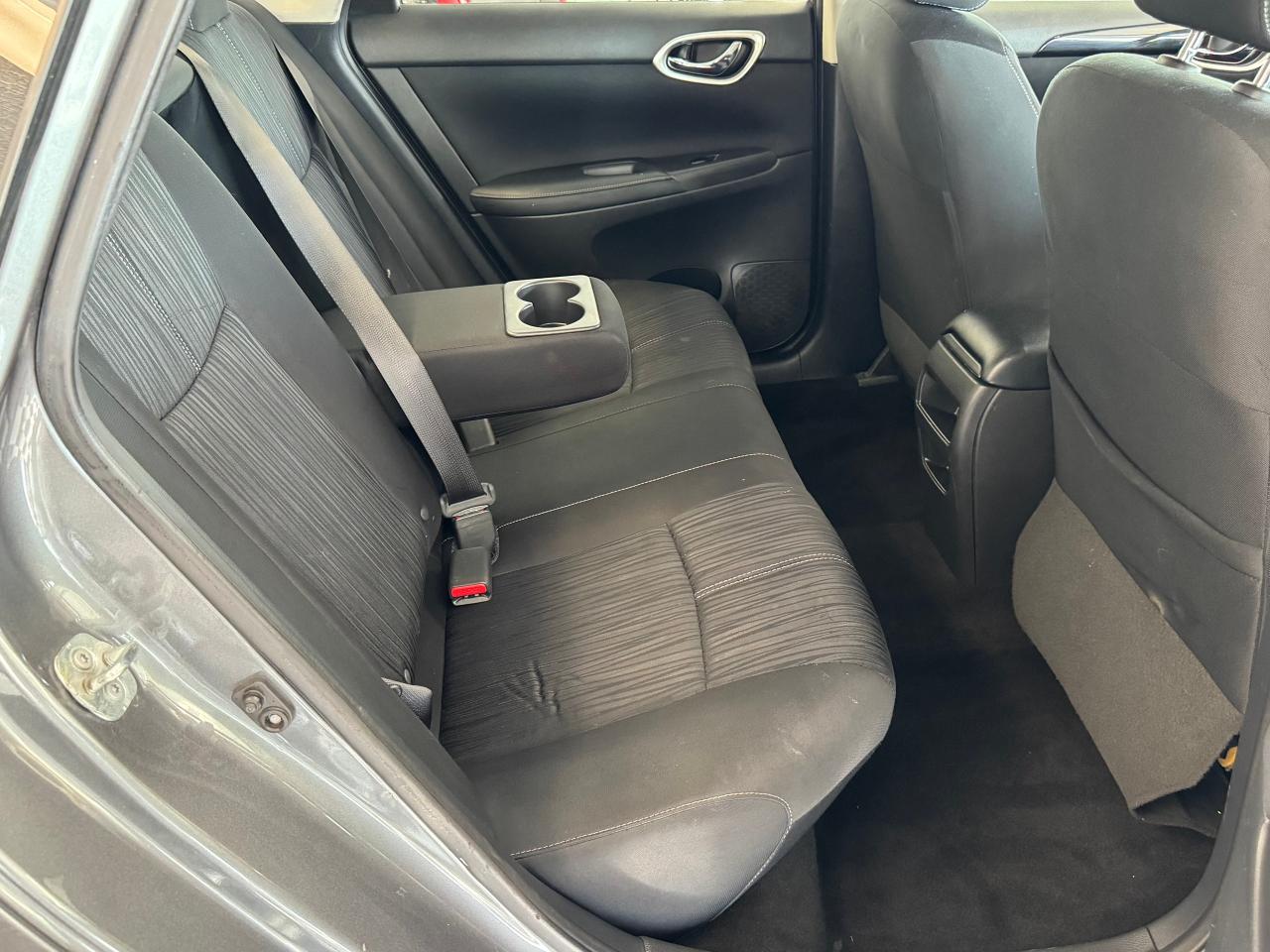 2018 Nissan Sentra SV+Camera+Bluetooth+A/C Photo76