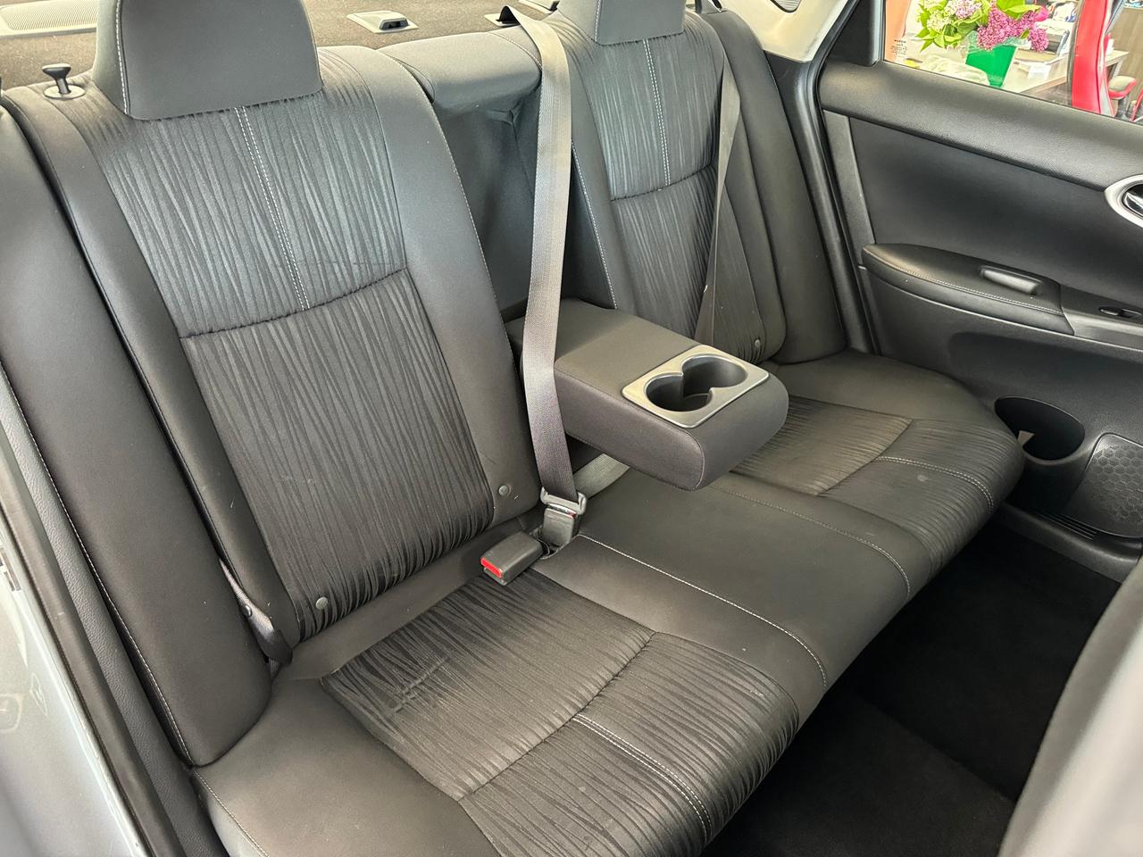 2018 Nissan Sentra SV+Camera+Bluetooth+A/C Photo