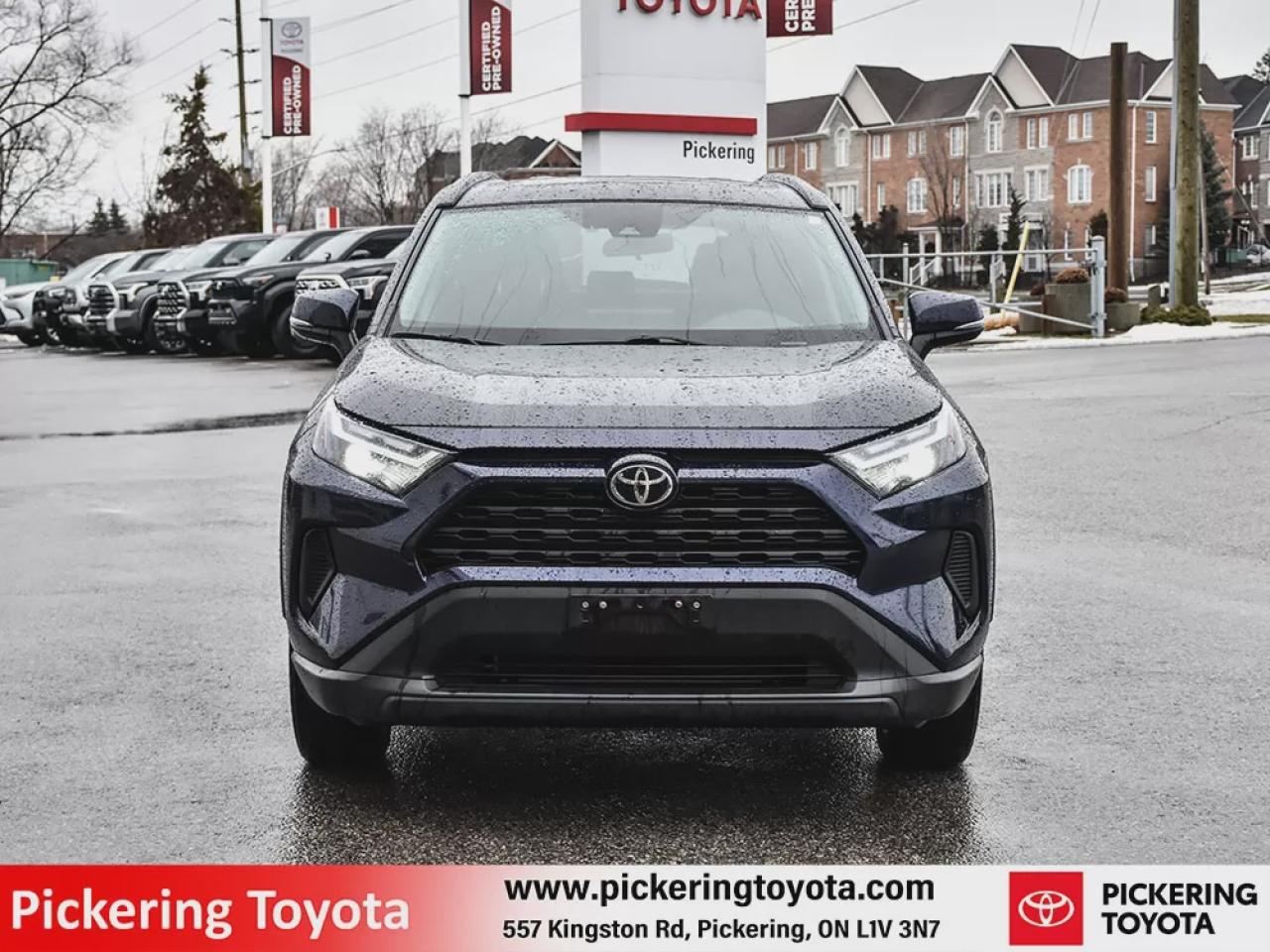 2022 Toyota RAV4 XLE Photo3