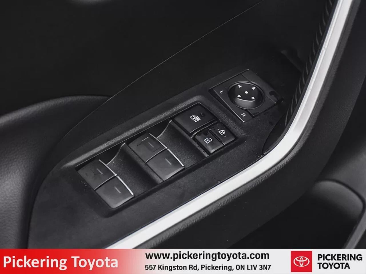 2022 Toyota RAV4 XLE Photo