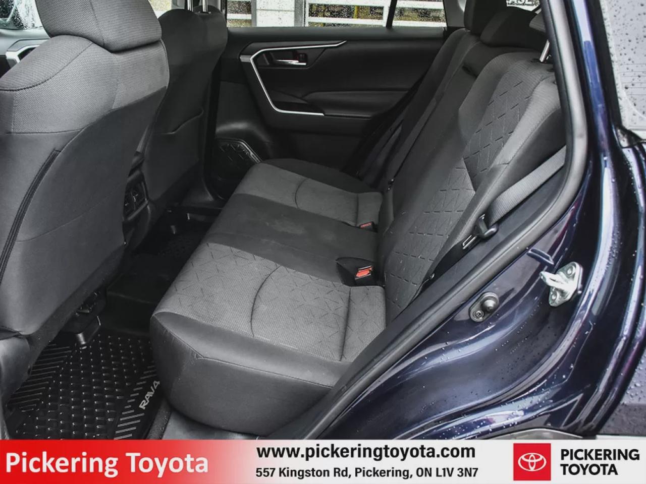 2022 Toyota RAV4 XLE Photo