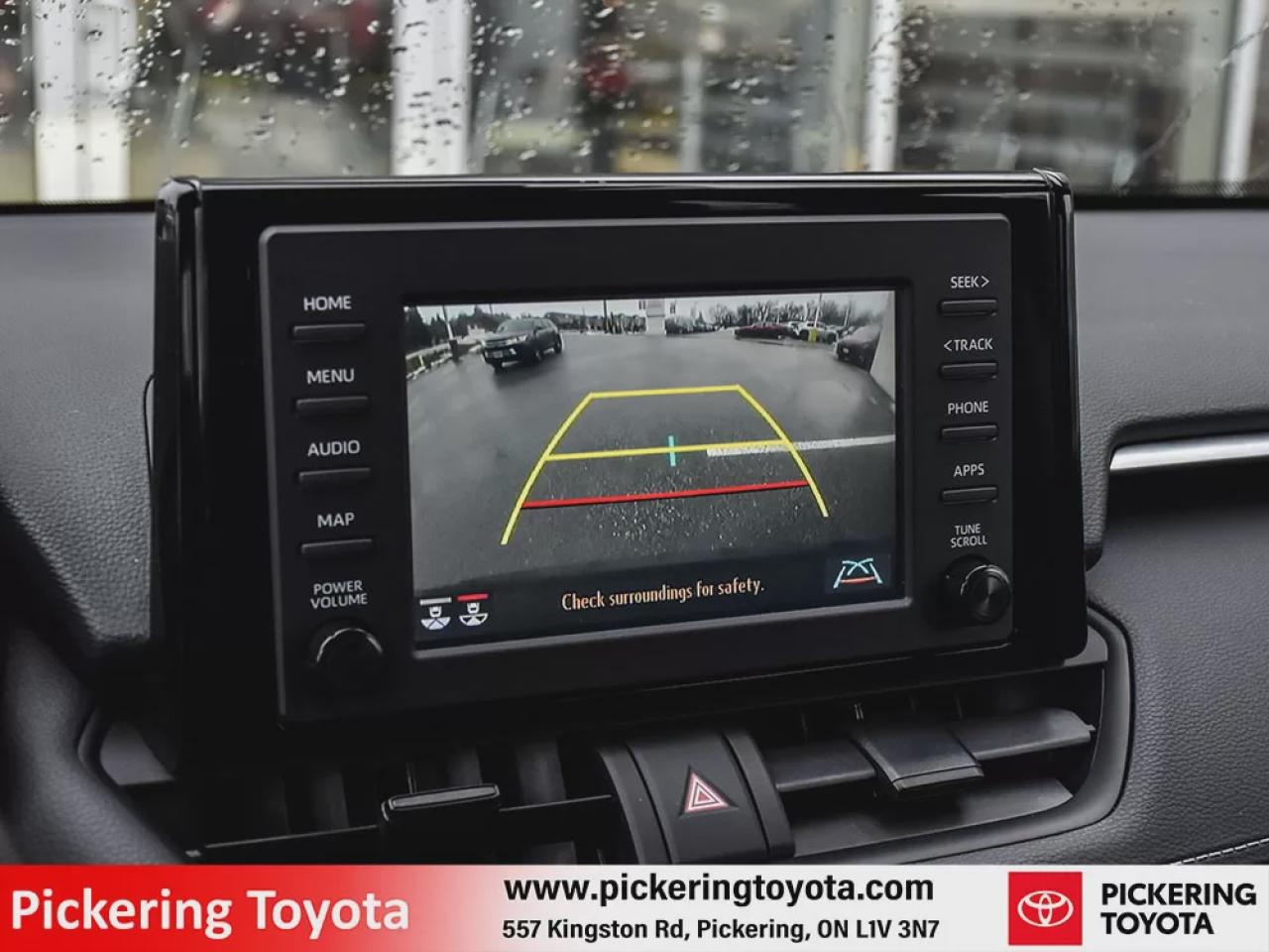 2022 Toyota RAV4 XLE Photo