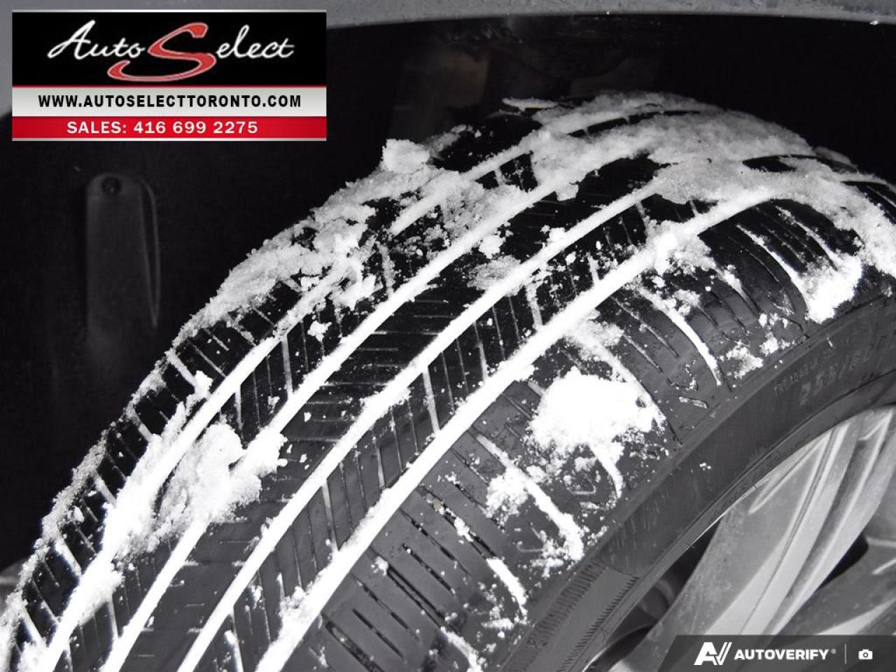 2019 Volkswagen Atlas Highline R-Line 4Motion - Execline - Apple Carplay - Clean Carfax Photo