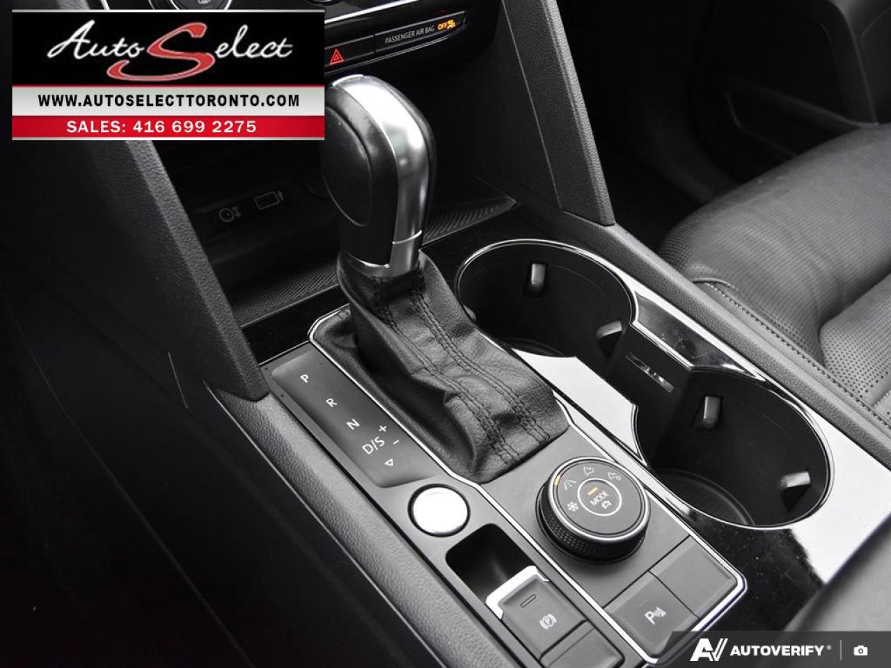 2019 Volkswagen Atlas Highline R-Line 4Motion - Execline - Apple Carplay - Clean Carfax Photo