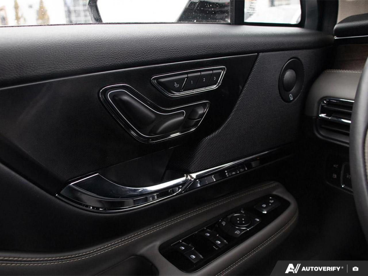 2024 Lincoln Corsair Grand Touring 302A | NAVIGATION SYSTEM | FRONT DUAL A/C | HEAD U Photo