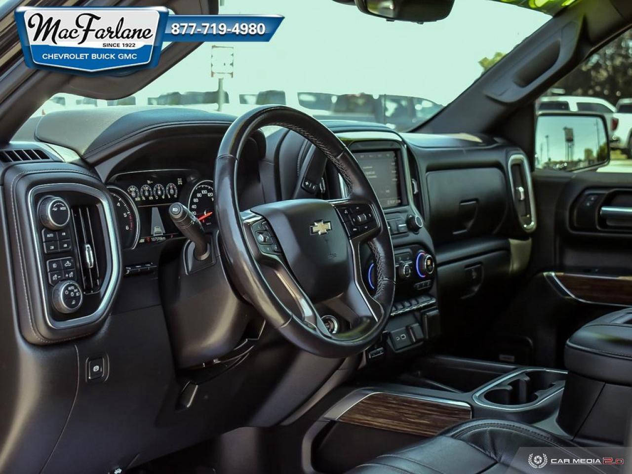 2020 Chevrolet Silverado 1500 High Country Photo