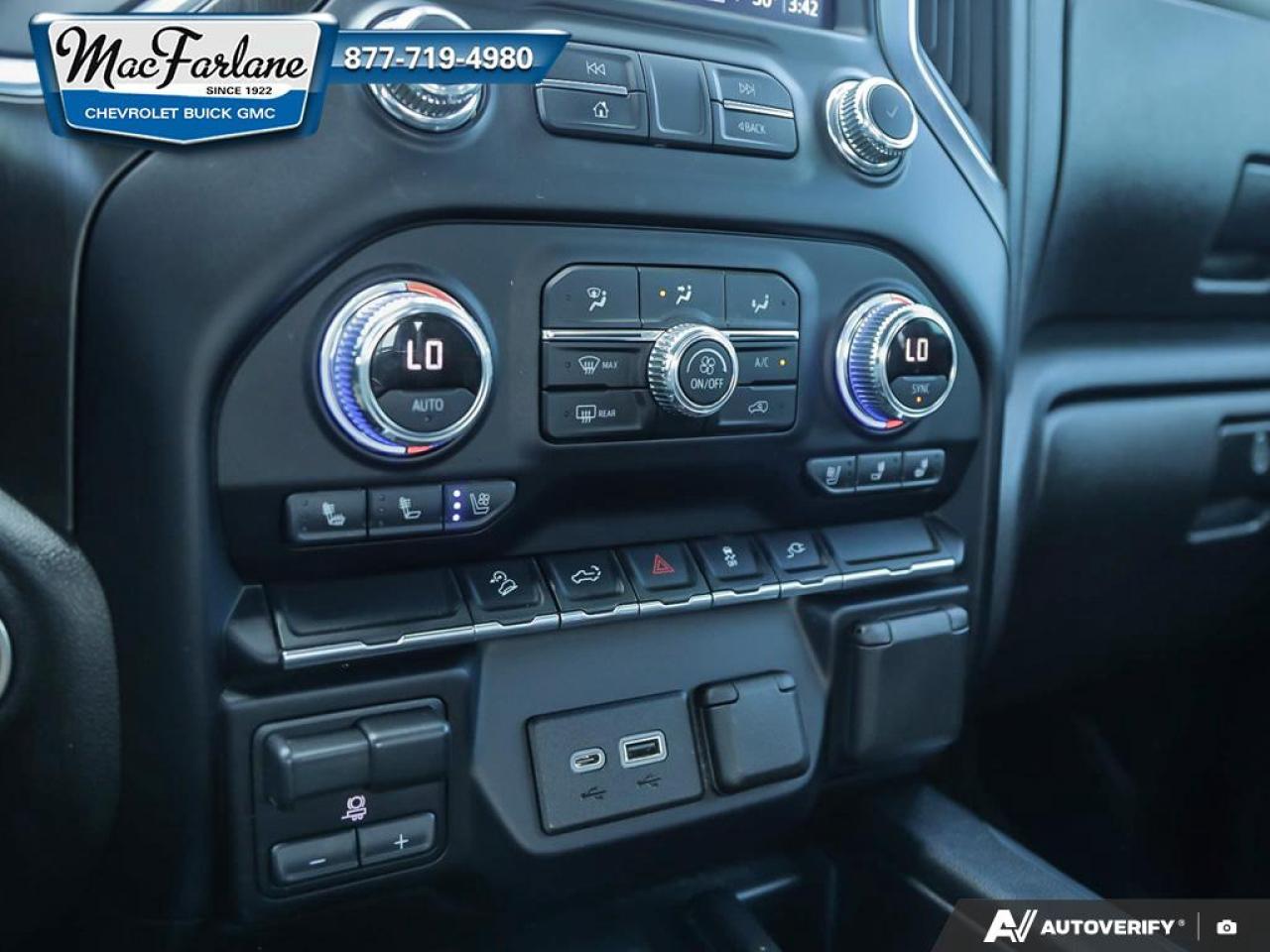 2021 GMC Sierra 1500 AT4 Photo