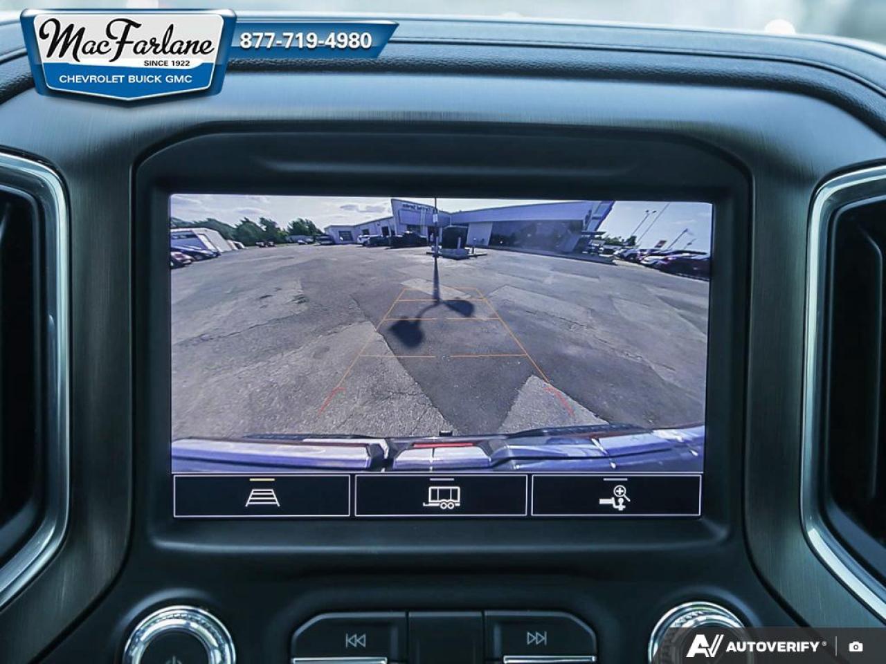 2021 GMC Sierra 1500 AT4 Photo