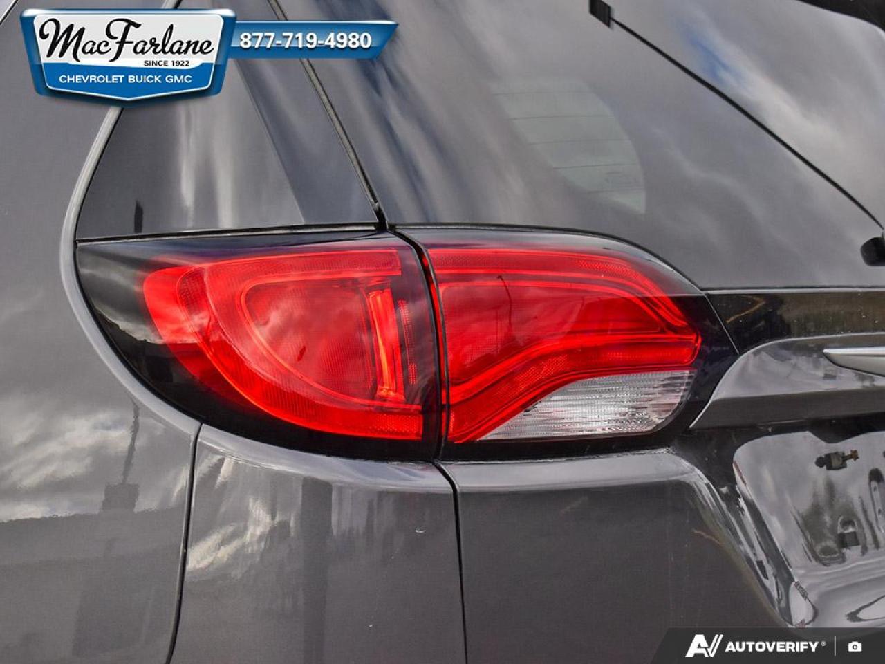 2022 Dodge Grand Caravan SXT Photo