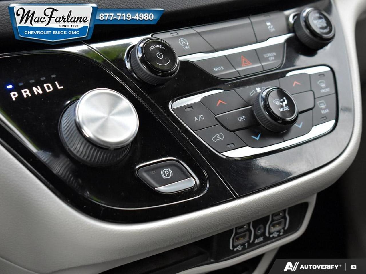 2022 Dodge Grand Caravan SXT Photo