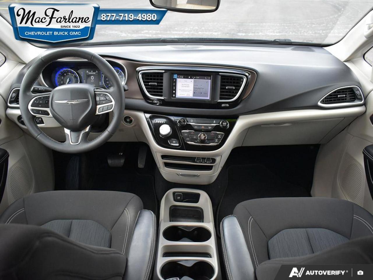 2022 Dodge Grand Caravan SXT Photo