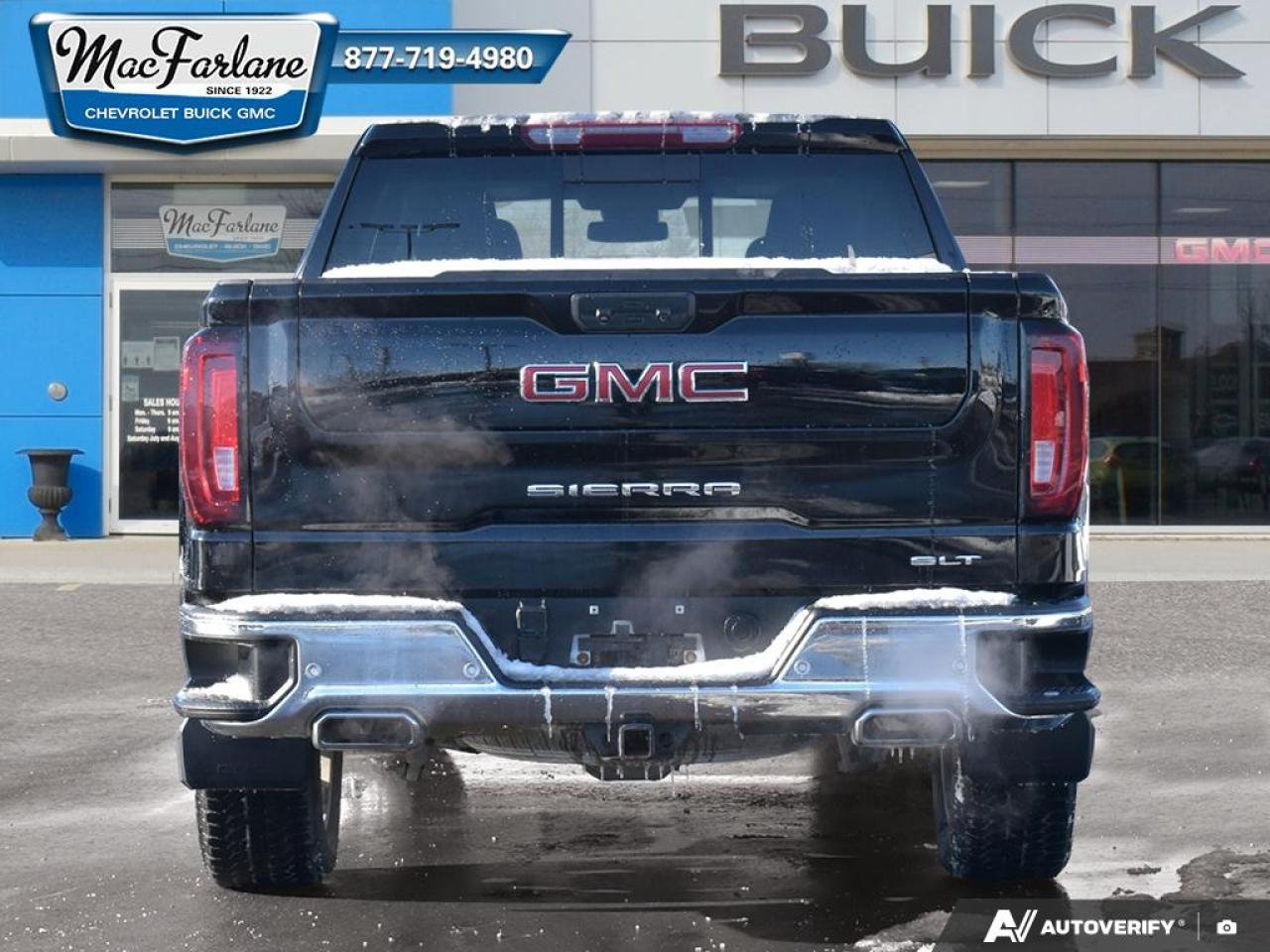 2023 GMC Sierra 1500 SLT Photo4