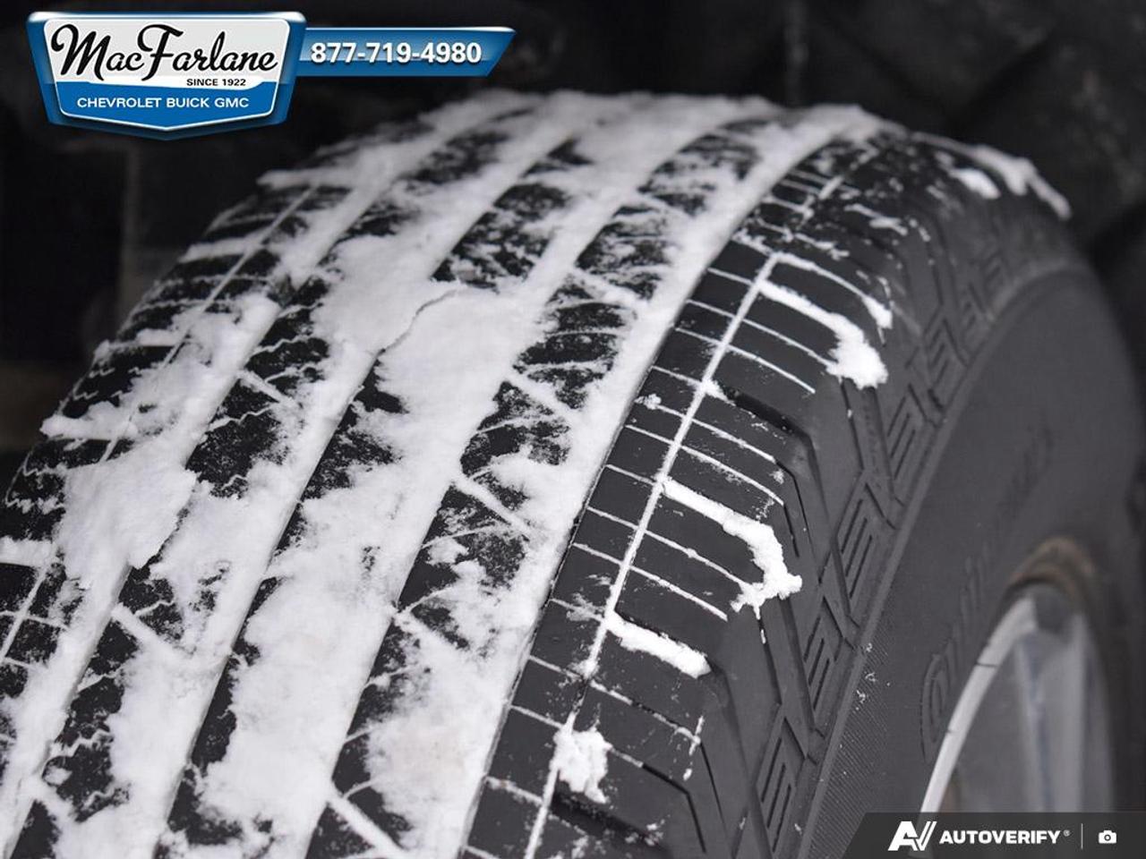 2023 GMC Acadia SLE Photo