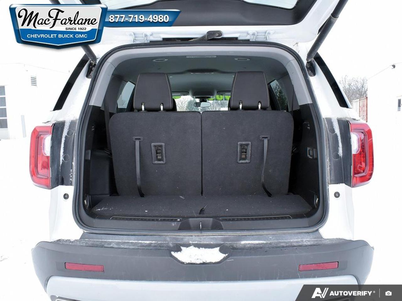 2023 GMC Acadia SLE Photo