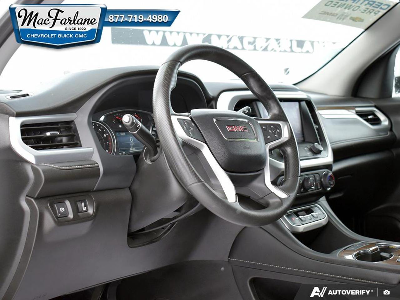 2023 GMC Acadia SLE Photo