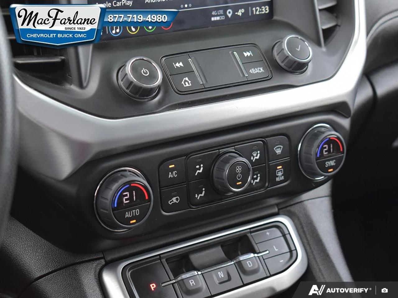 2023 GMC Acadia SLE Photo