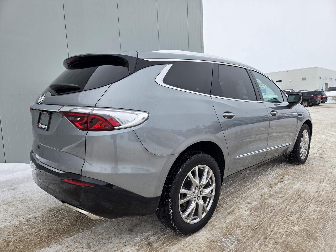2024 Buick Enclave One Owner | Premium Package | Leather | 20" Wheels Photo