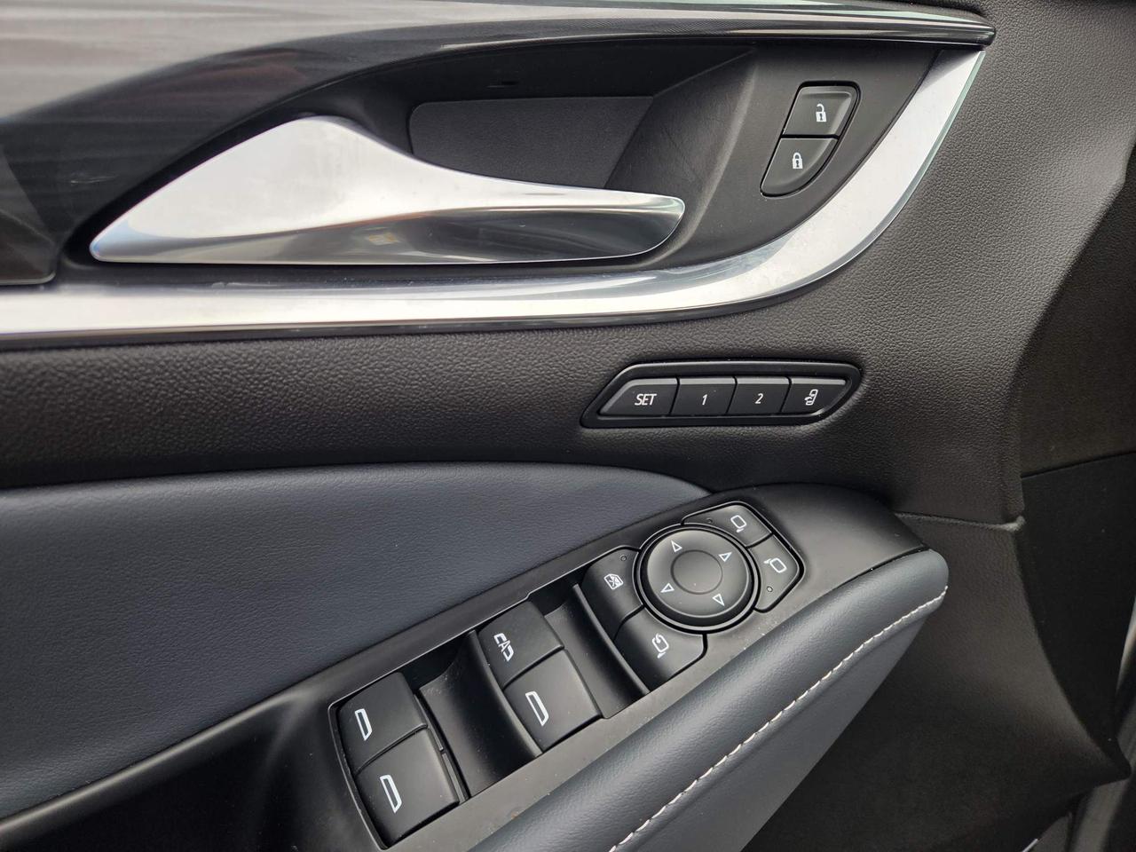 2024 Buick Enclave One Owner | Premium Package | Leather | 20" Wheels Photo