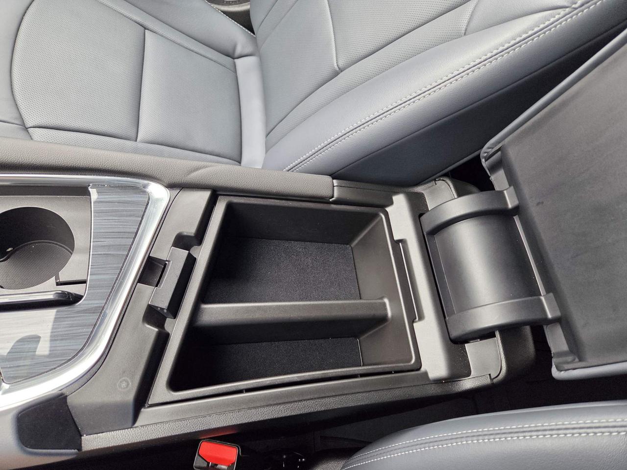 2024 Buick Enclave One Owner | Premium Package | Leather | 20" Wheels Photo