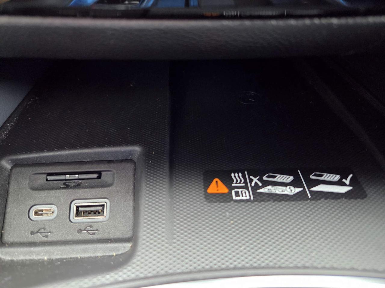 2024 Buick Enclave One Owner | Premium Package | Leather | 20" Wheels Photo