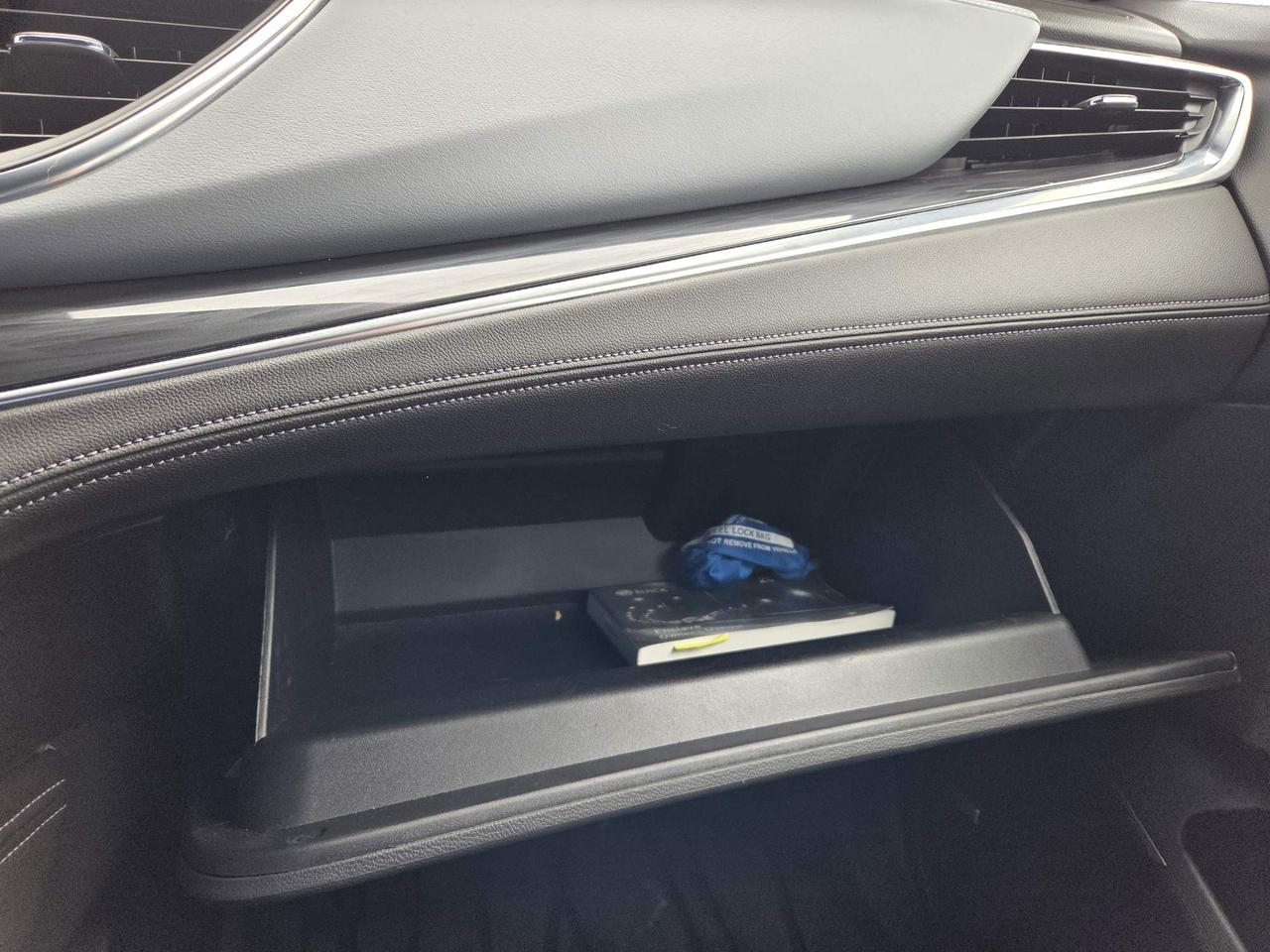 2024 Buick Enclave One Owner | Premium Package | Leather | 20" Wheels Photo