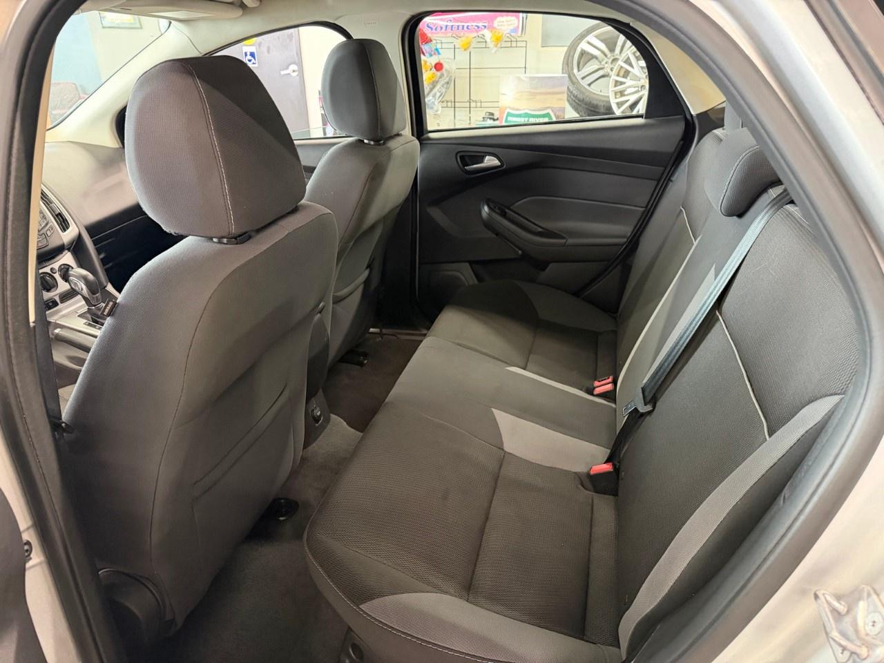 2014 Ford Focus SE Photo