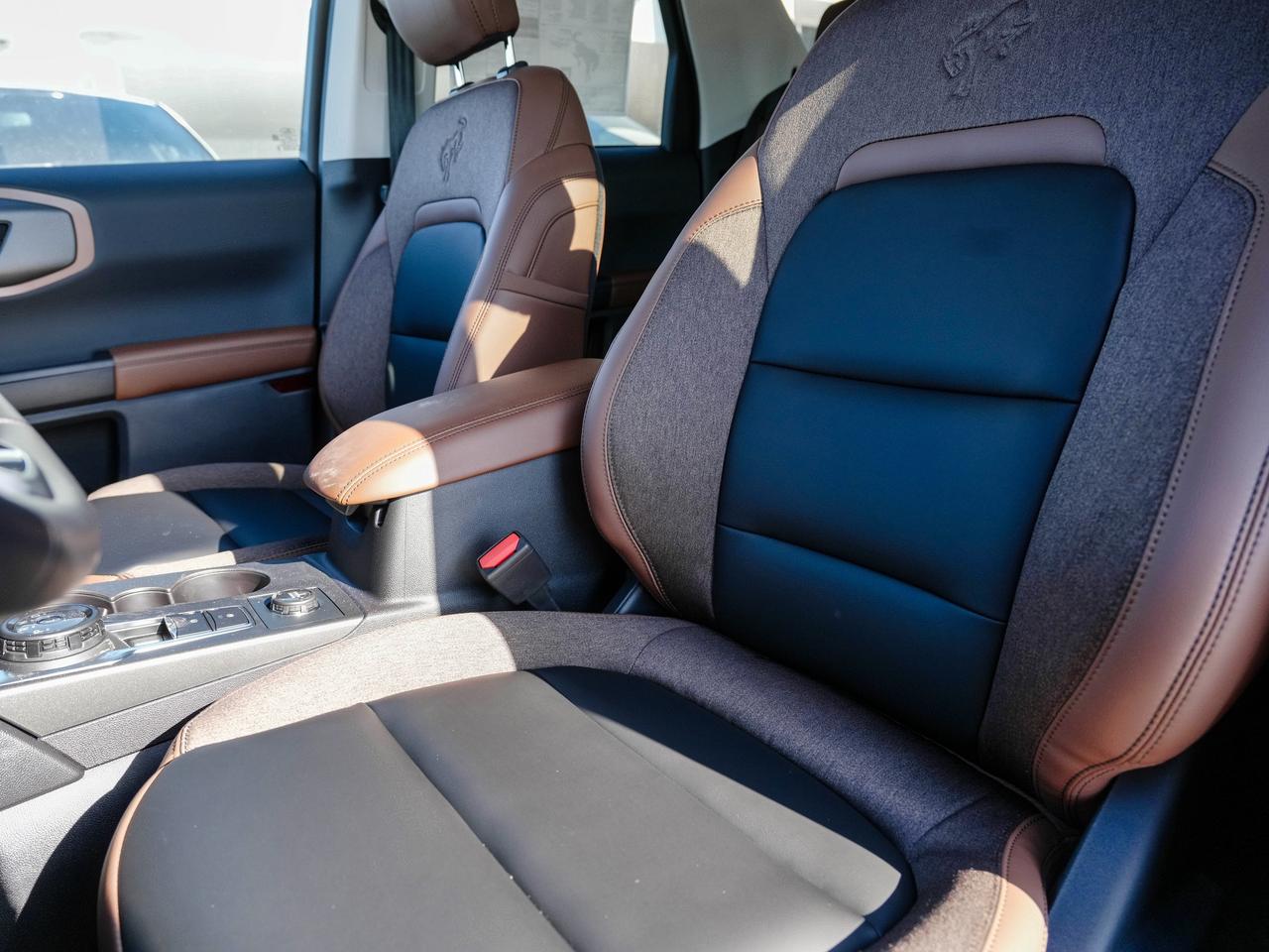 2025 Ford Bronco Sport OUTER BANKS.. LEATHER | 360 BACK UP CAM | NAVI Photo