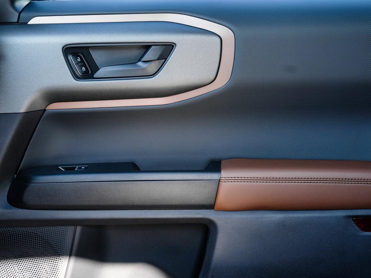 2025 Ford Bronco Sport OUTER BANKS.. LEATHER | 360 BACK UP CAM | NAVI Photo