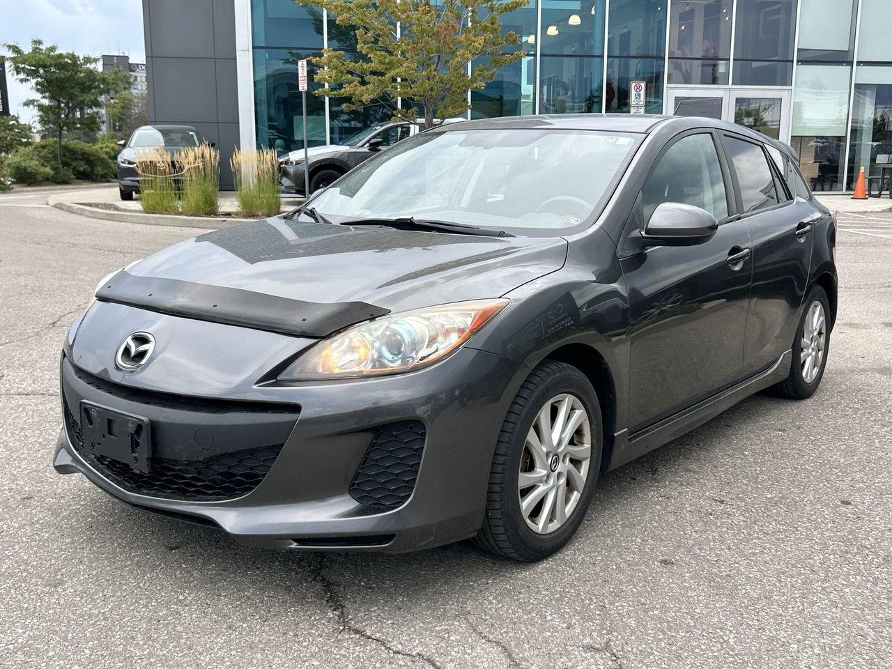 2013 Mazda MAZDA3 GS-SKY at Photo