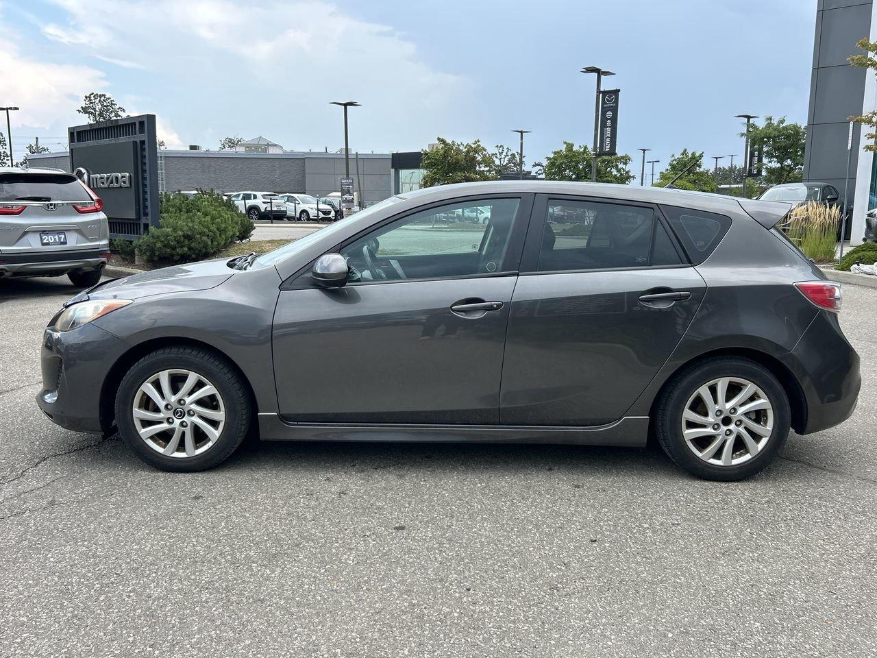 2013 Mazda MAZDA3 GS-SKY at Photo