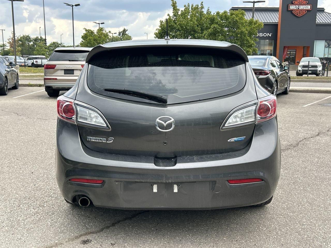 2013 Mazda MAZDA3 GS-SKY at Photo