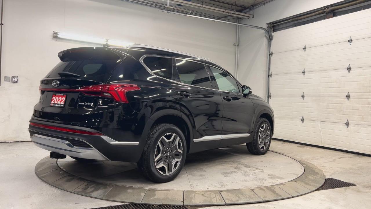 2022 Hyundai Santa Fe Hybrid TREND AWD |HTD LEATHER |PANO ROOF | CARPLAY Photo