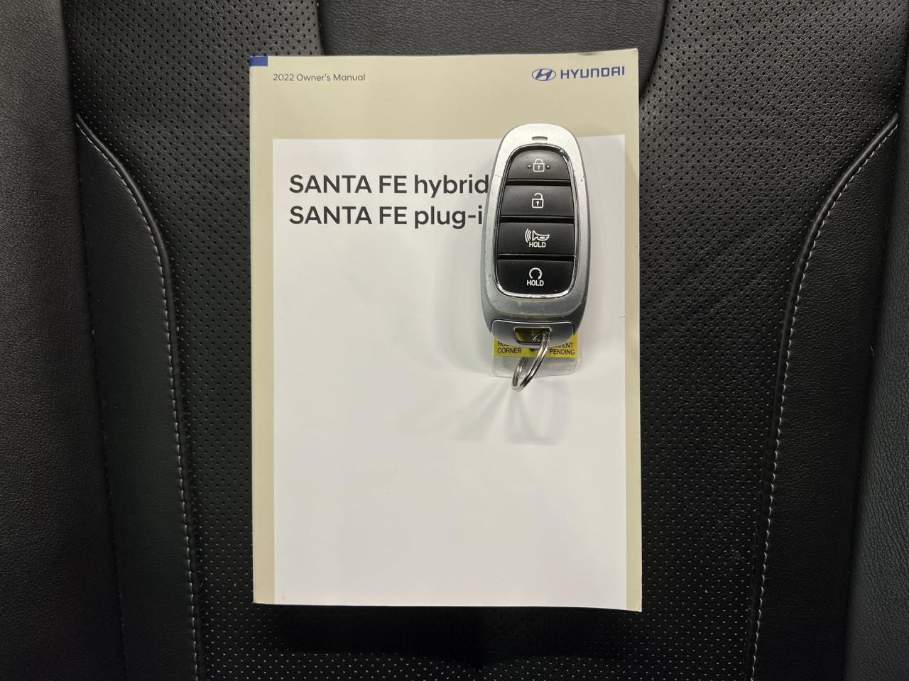 2022 Hyundai Santa Fe Hybrid TREND AWD |HTD LEATHER |PANO ROOF | CARPLAY Photo