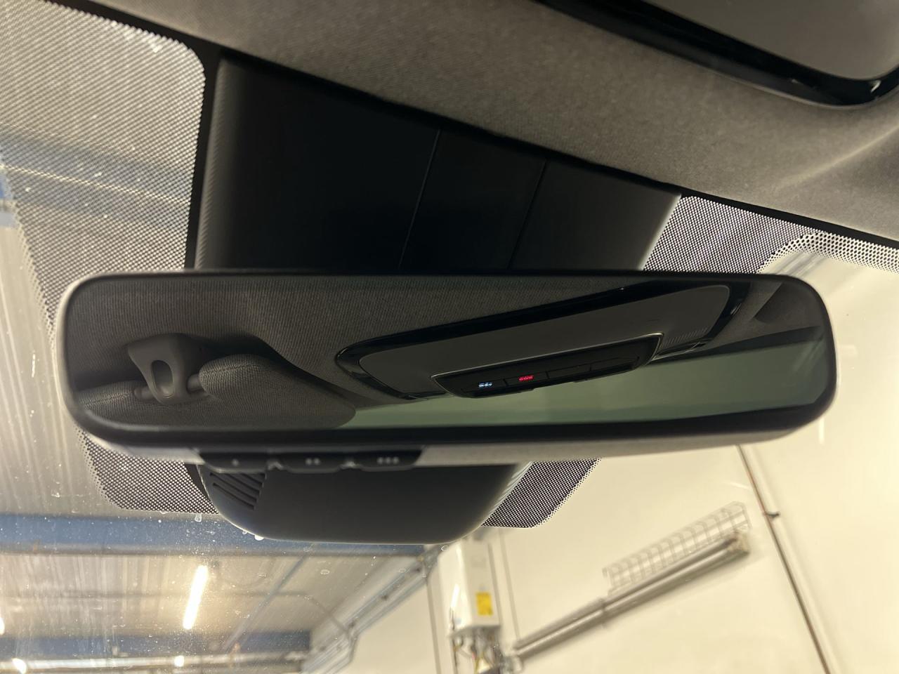 2022 Hyundai Santa Fe Hybrid TREND AWD |HTD LEATHER |PANO ROOF | CARPLAY Photo