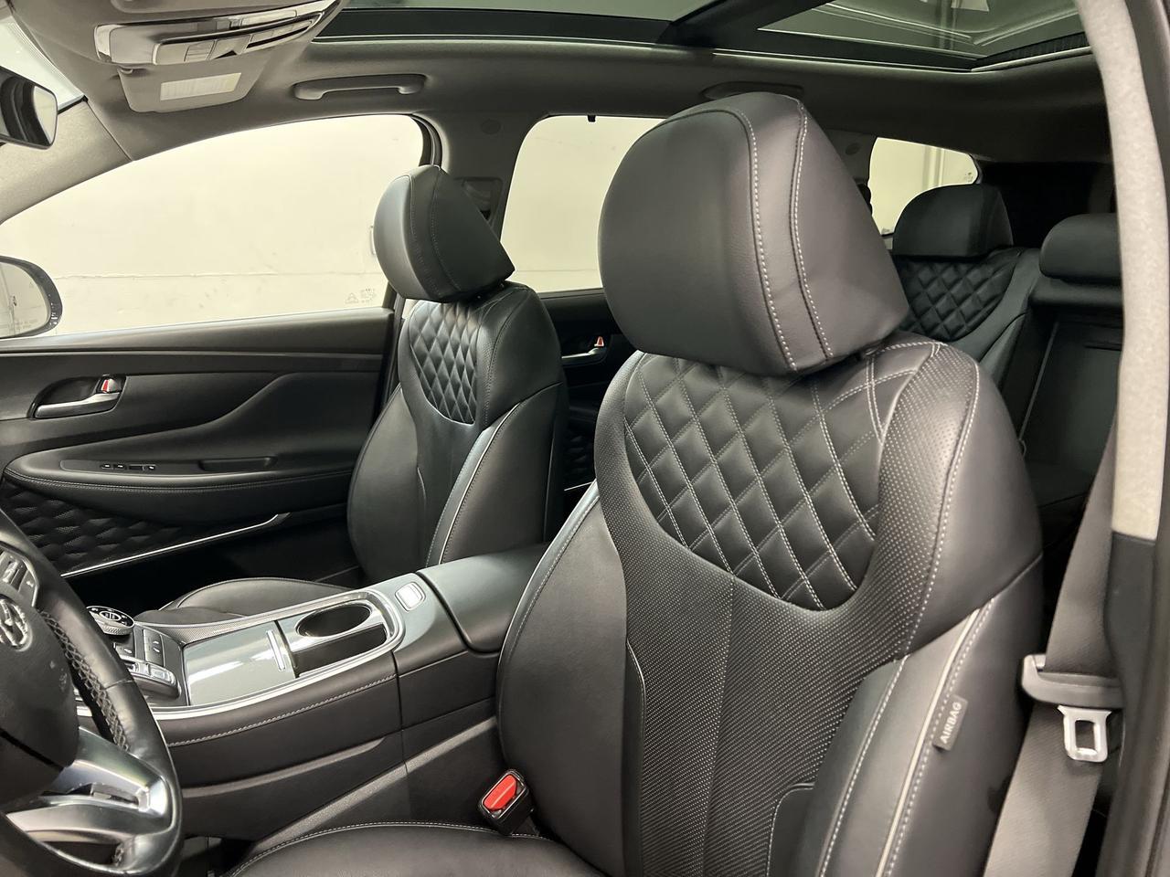 2022 Hyundai Santa Fe Hybrid TREND AWD |HTD LEATHER |PANO ROOF | CARPLAY Photo