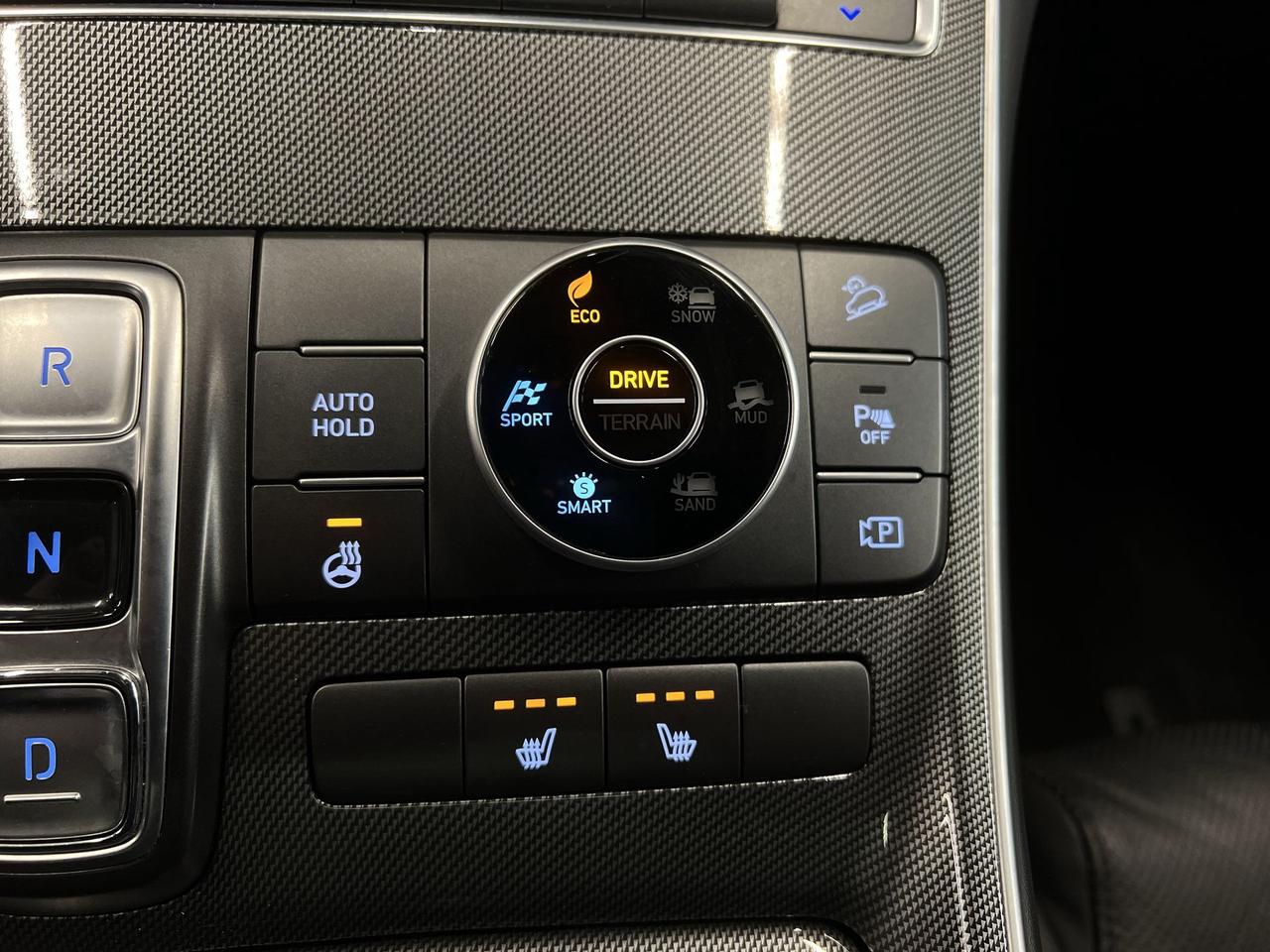 2022 Hyundai Santa Fe Hybrid TREND AWD |HTD LEATHER |PANO ROOF | CARPLAY Photo