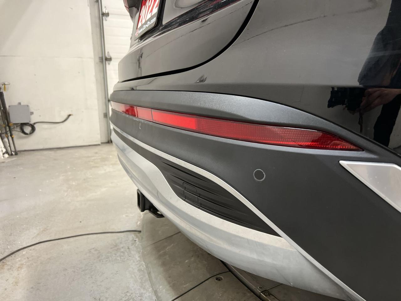 2022 Hyundai Santa Fe Hybrid TREND AWD |HTD LEATHER |PANO ROOF | CARPLAY Photo