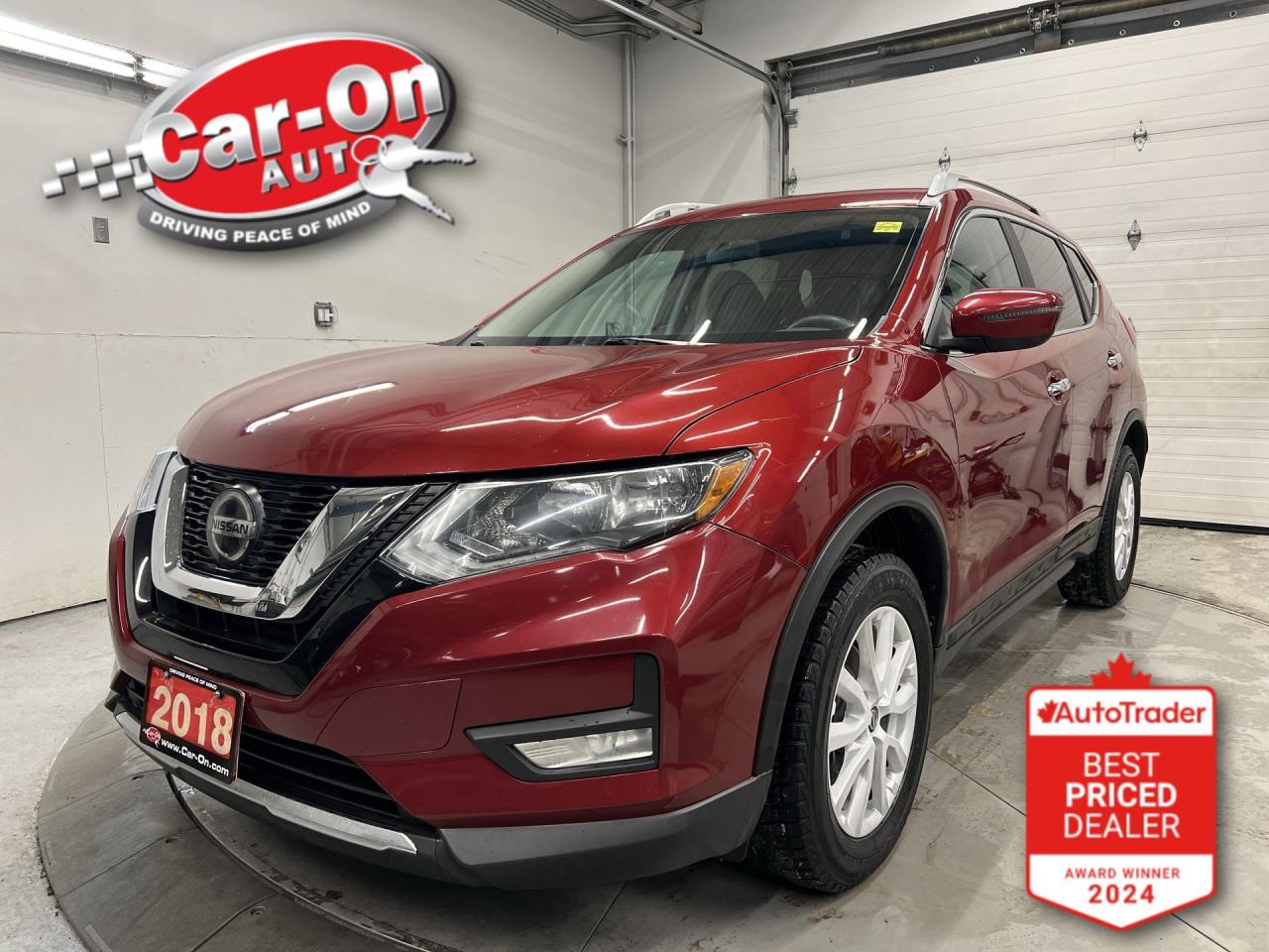 2018 Nissan Rogue SV AWD | HTD SEATS | CARPLAY | REMOTE START | A/C Photo0