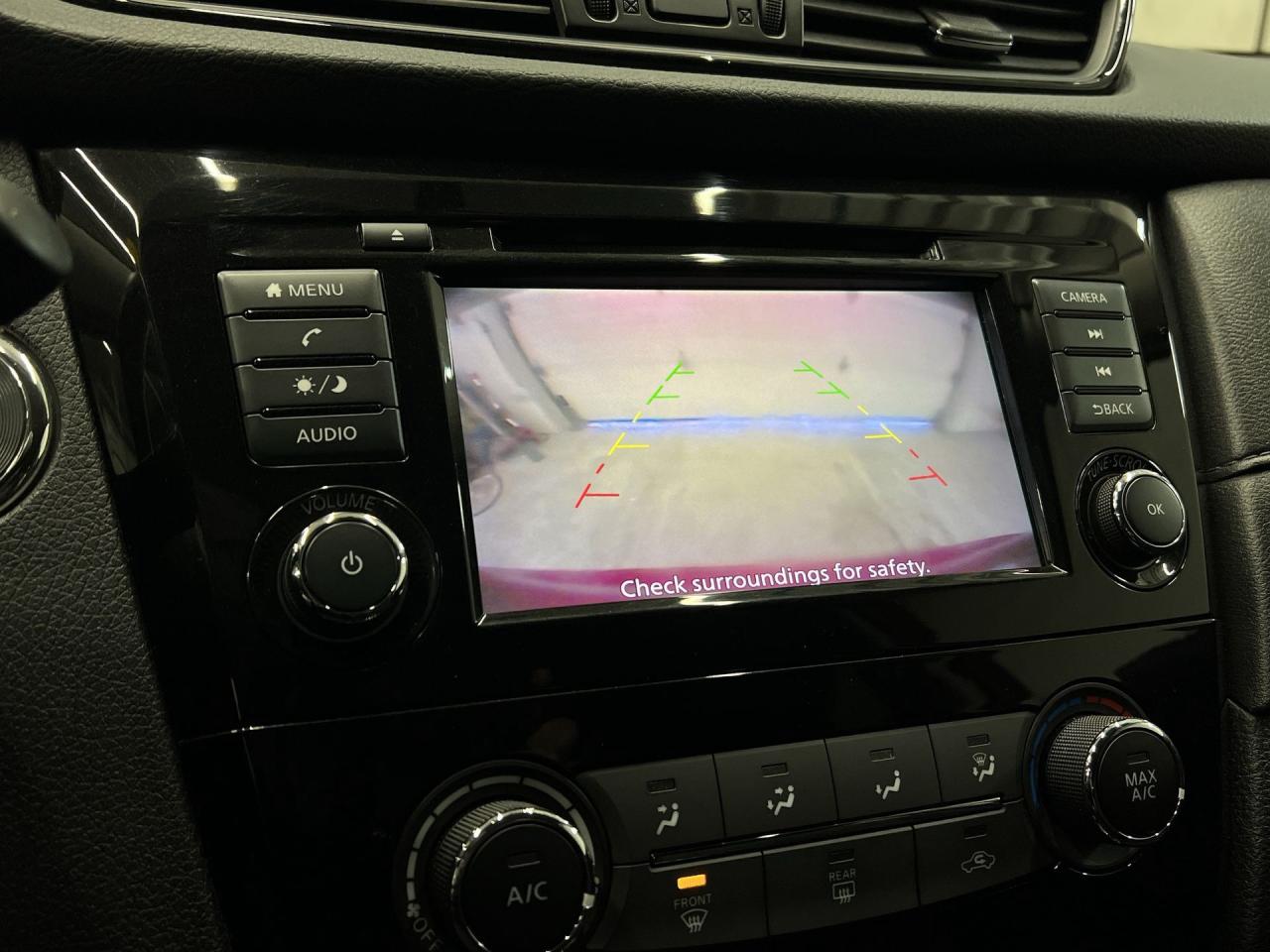 2018 Nissan Rogue SV AWD | HTD SEATS | CARPLAY | REMOTE START | A/C Photo